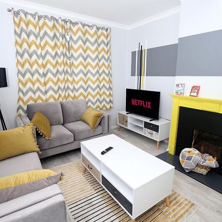 3-Bed House With Parking Near London O2 Apartment Luaran gambar